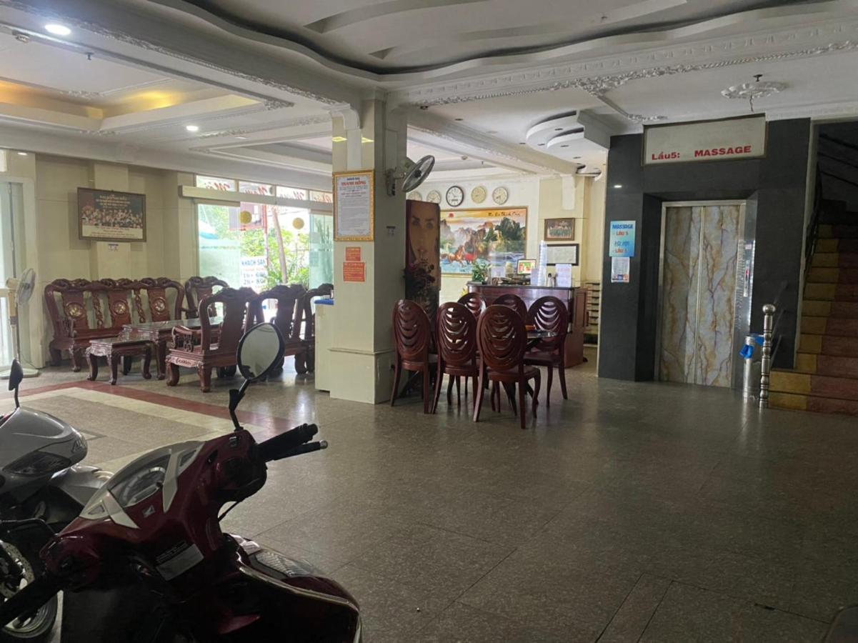 Khach San Thanh Hong Ho Chi Minh-staden Exteriör bild