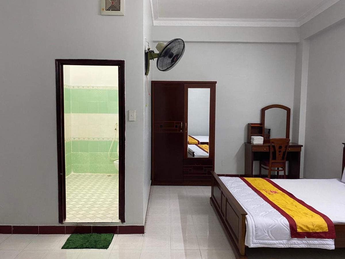 Khach San Thanh Hong Ho Chi Minh-staden Exteriör bild