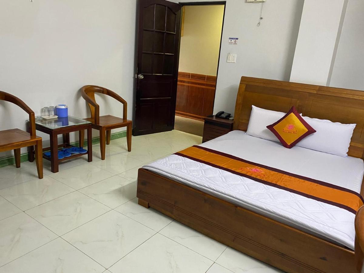 Khach San Thanh Hong Ho Chi Minh-staden Exteriör bild
