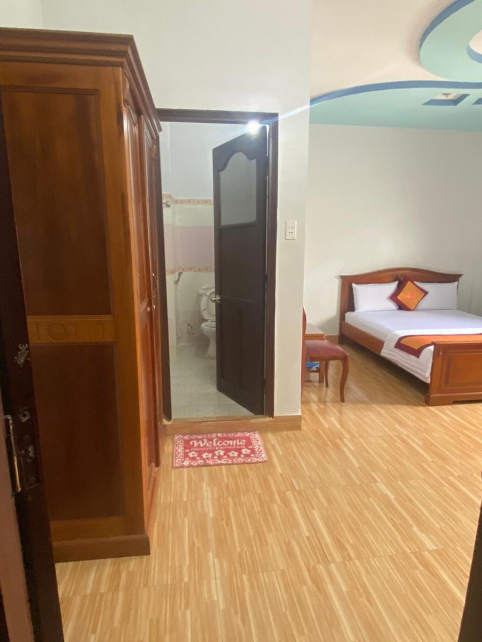 Khach San Thanh Hong Ho Chi Minh-staden Exteriör bild
